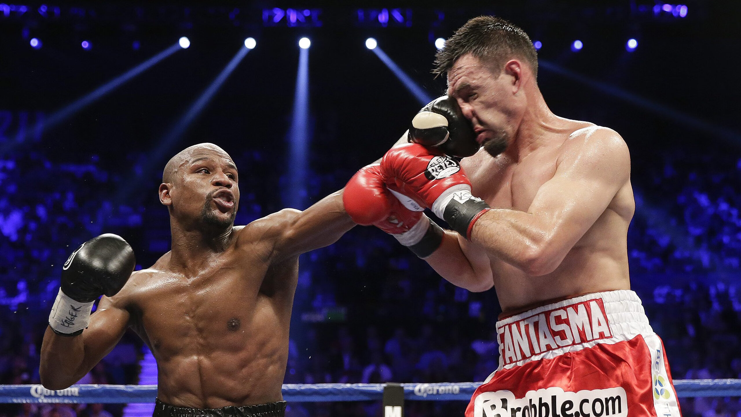 罗马州德比敞开战幕，两队凶猛对碰，德罗西罗马